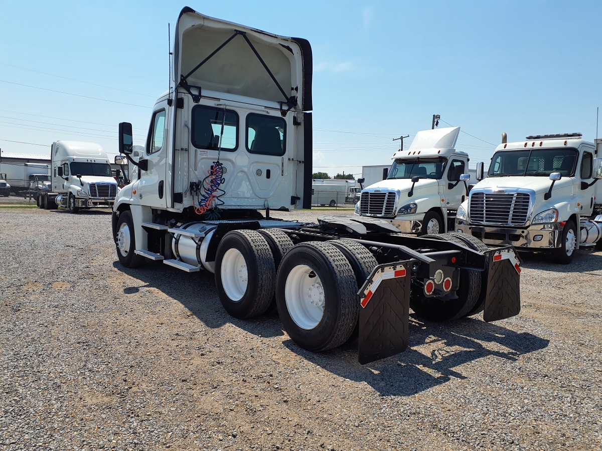 2018 Freightliner/Mercedes CASCADIA 125 745156