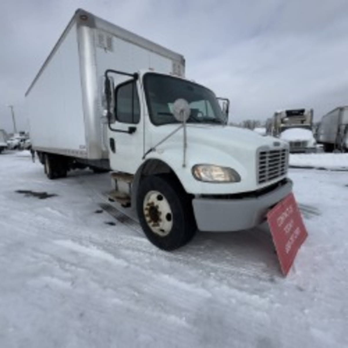 2018 Freightliner/Mercedes M2 106 745489