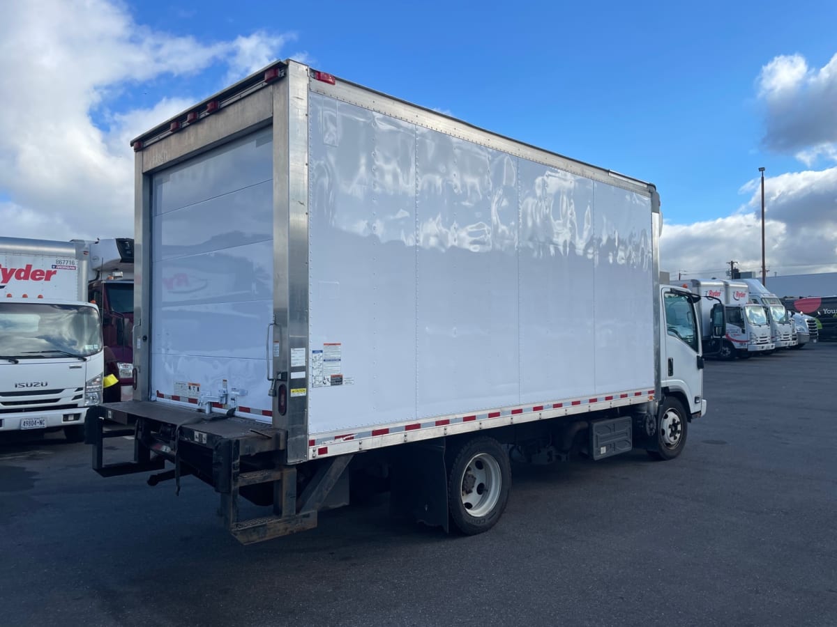 2018 Isuzu NPR 745587