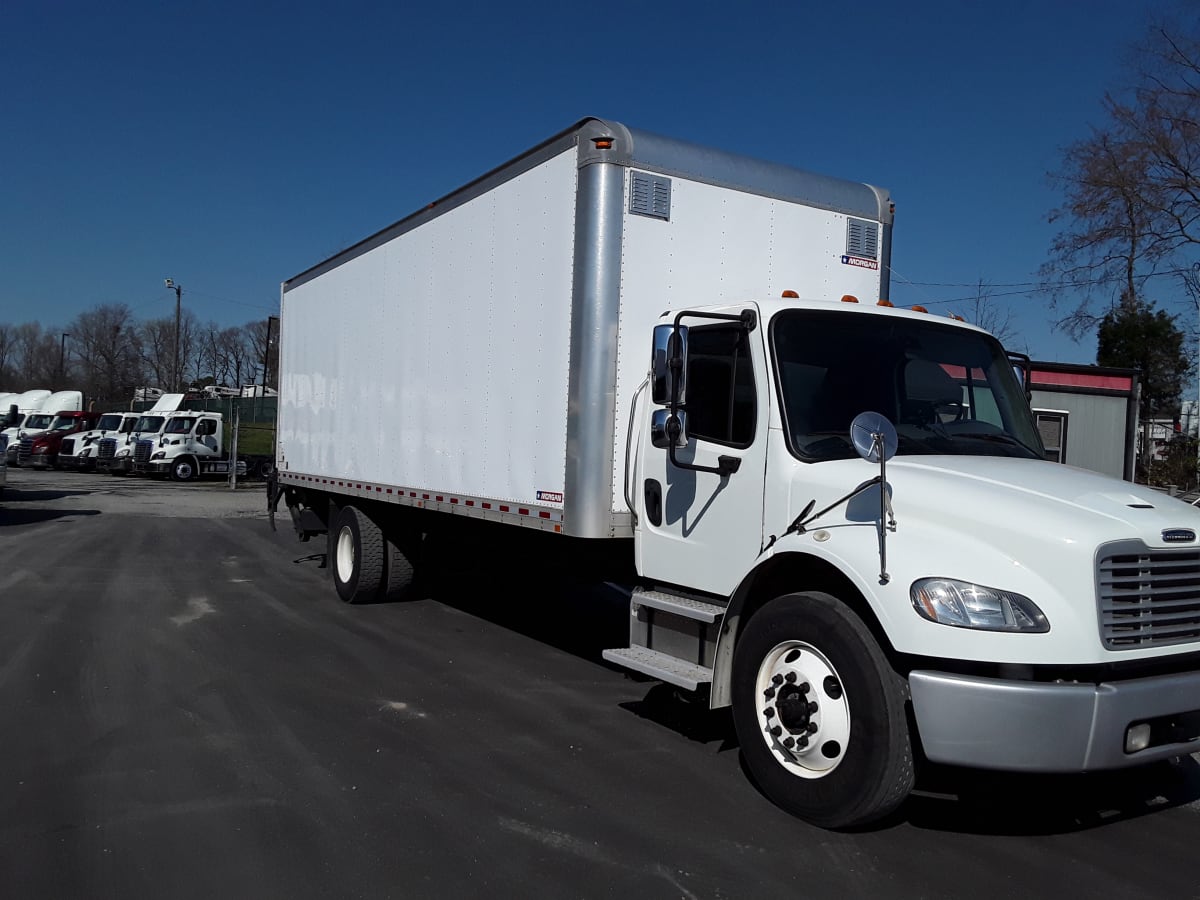 2018 Freightliner/Mercedes M2 106 745610