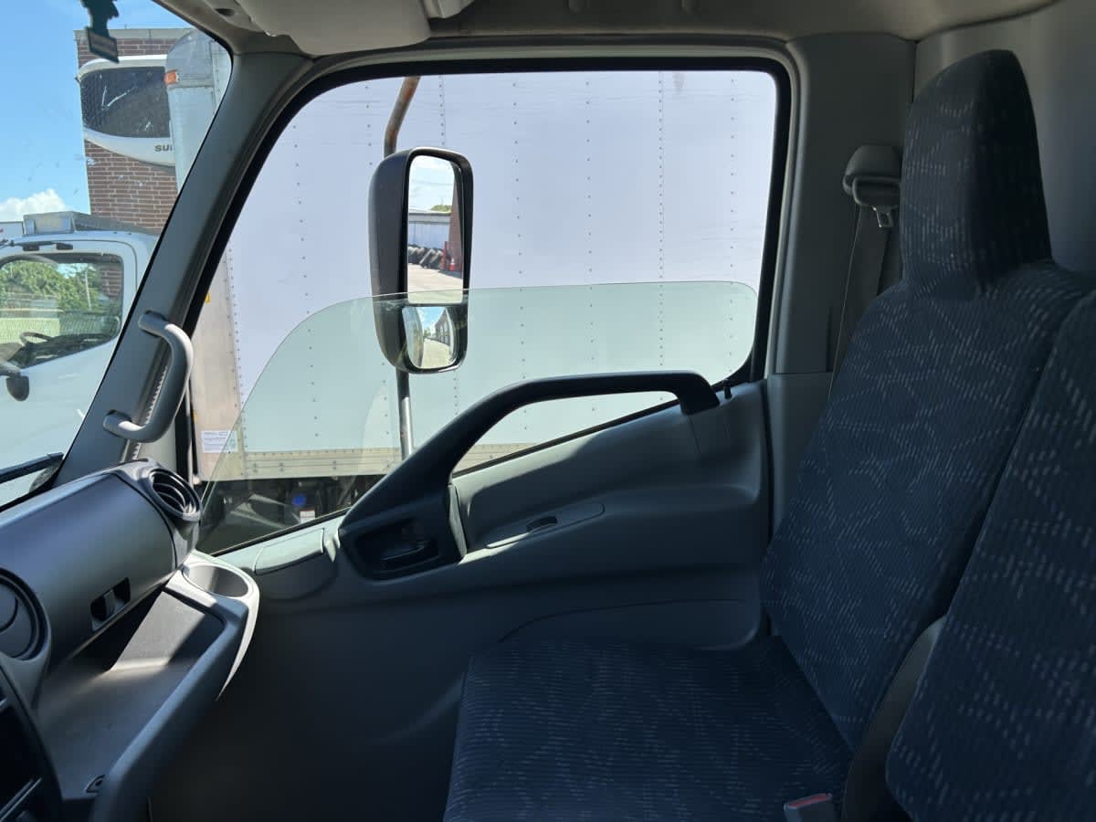 2018 Hino HINO 195 745801