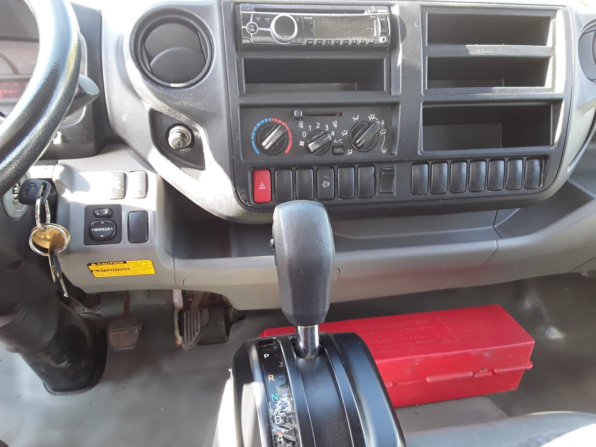 2018 Hino HINO 195 745806