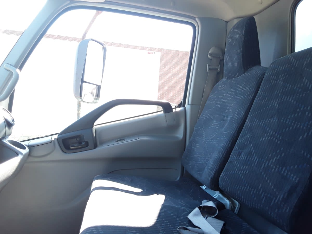 2018 Hino HINO 195 745807
