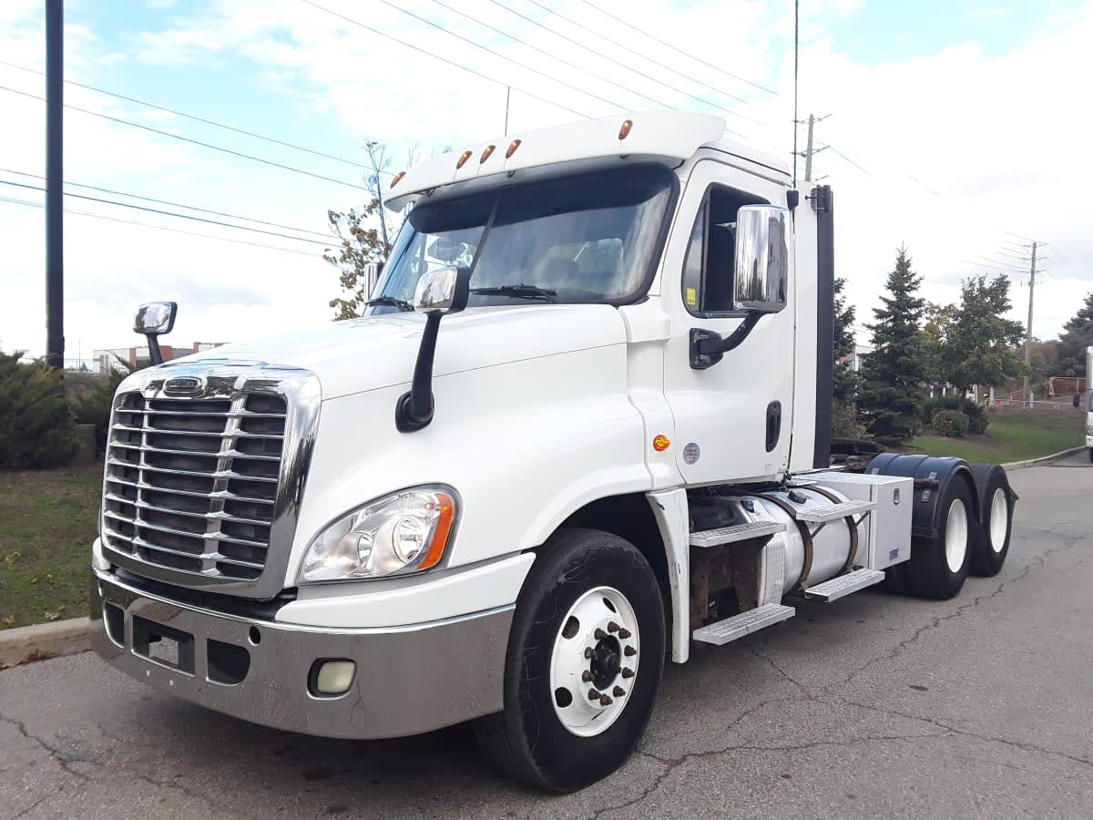 2018 FREIGHTLINER/MERCEDES CASCADIA 125 745911