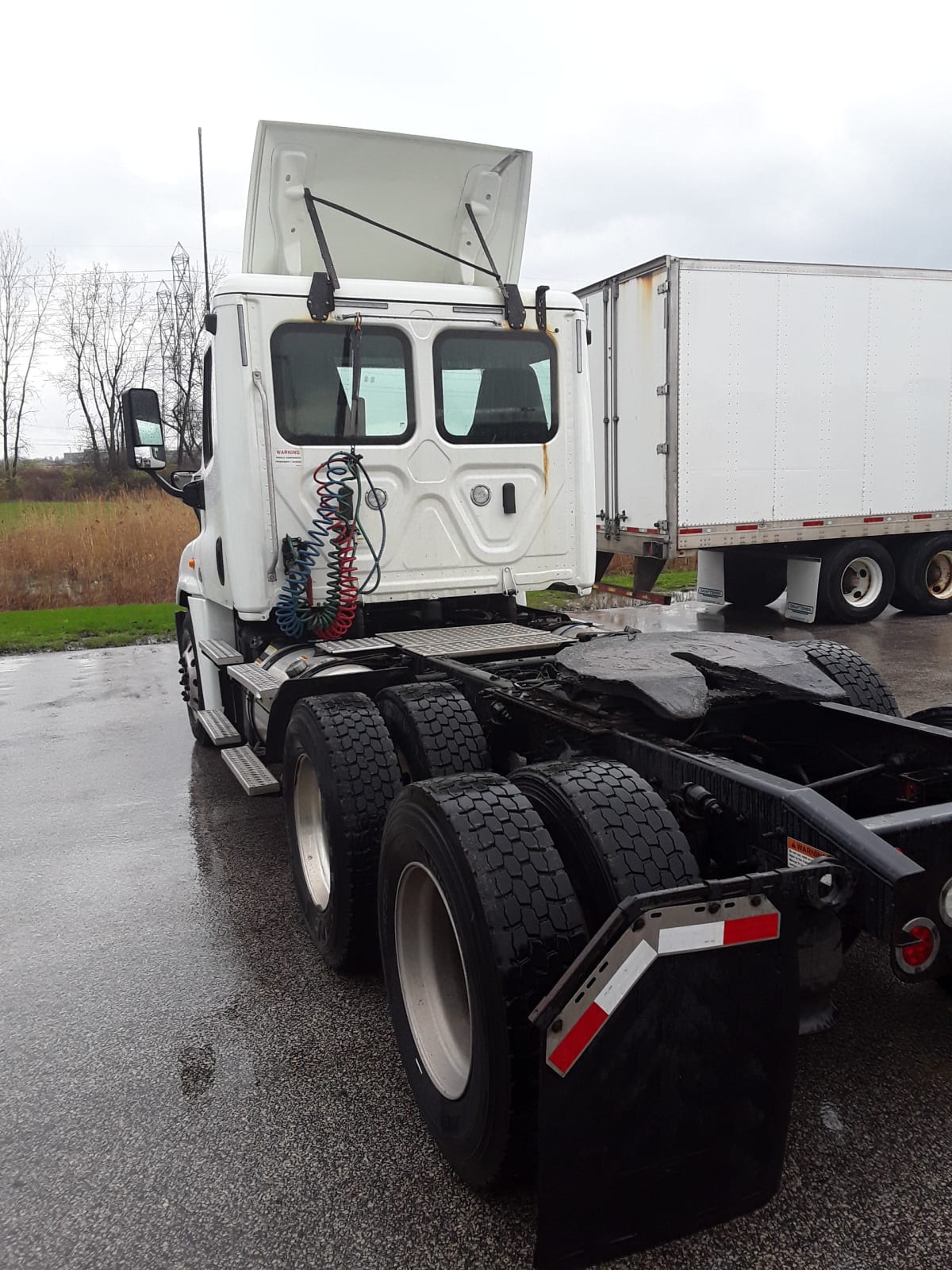 2018 Freightliner/Mercedes CASCADIA 125 746098