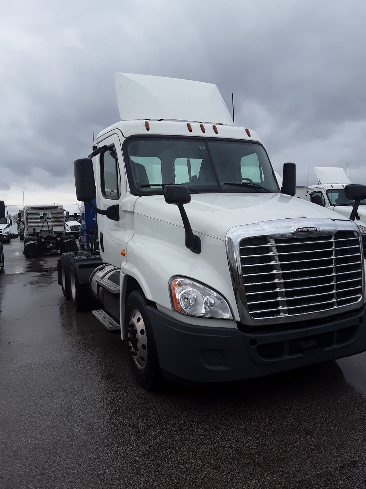 2018 Freightliner/Mercedes CASCADIA 125 746098