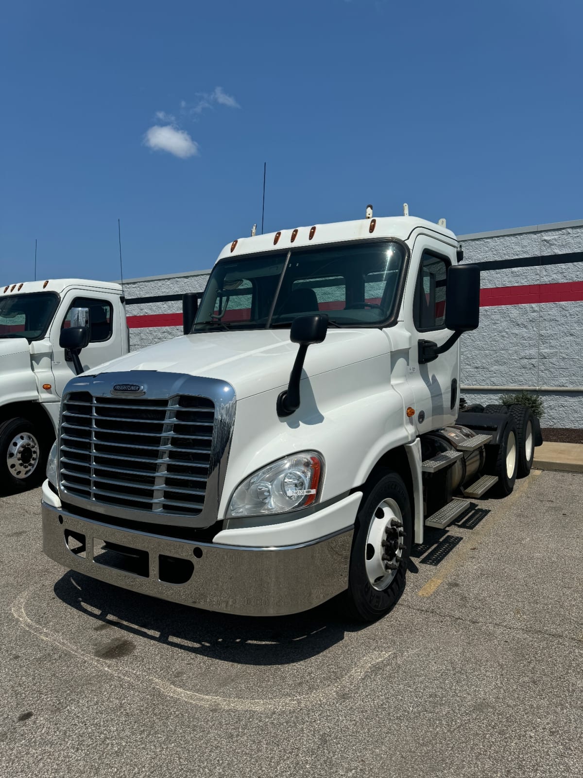 2018 Freightliner/Mercedes CASCADIA 125 746108