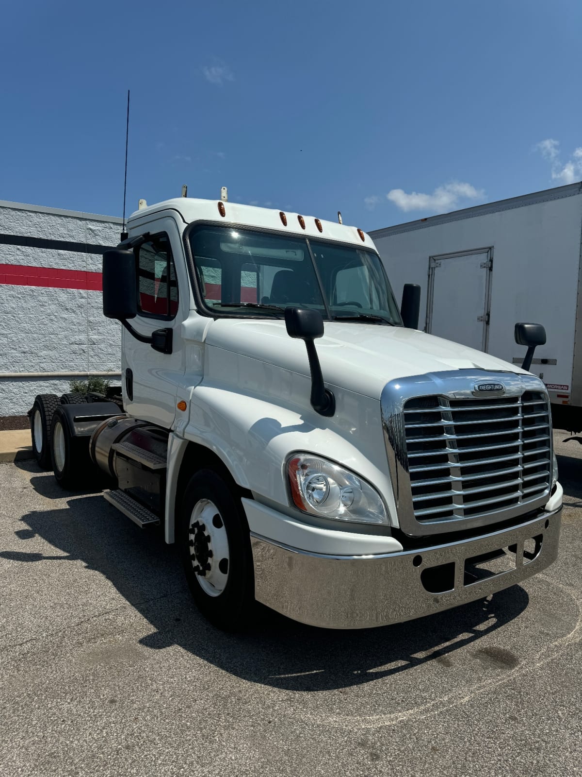 2018 Freightliner/Mercedes CASCADIA 125 746108