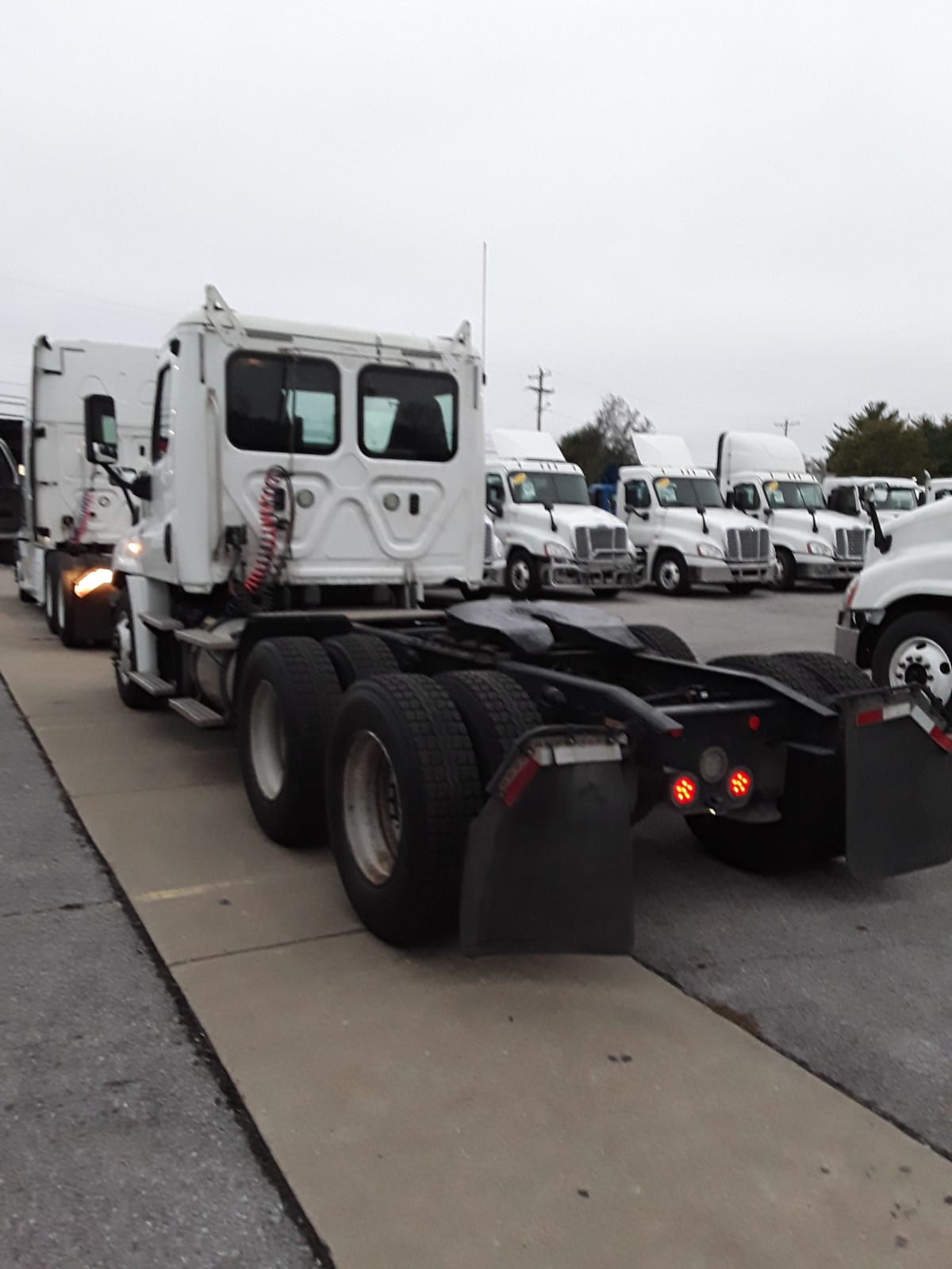 2018 Freightliner/Mercedes CASCADIA 125 746168