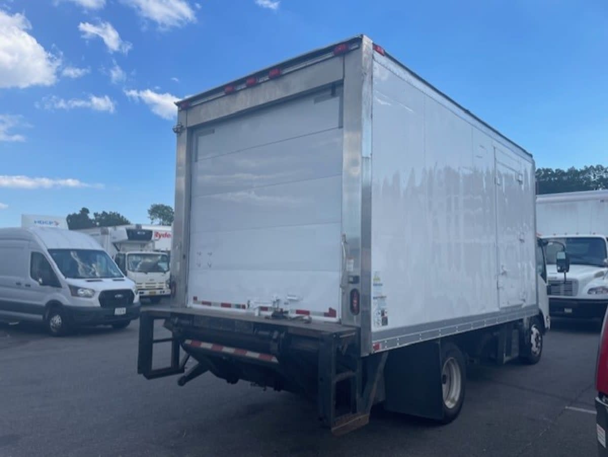 2017 Isuzu NRR 746219