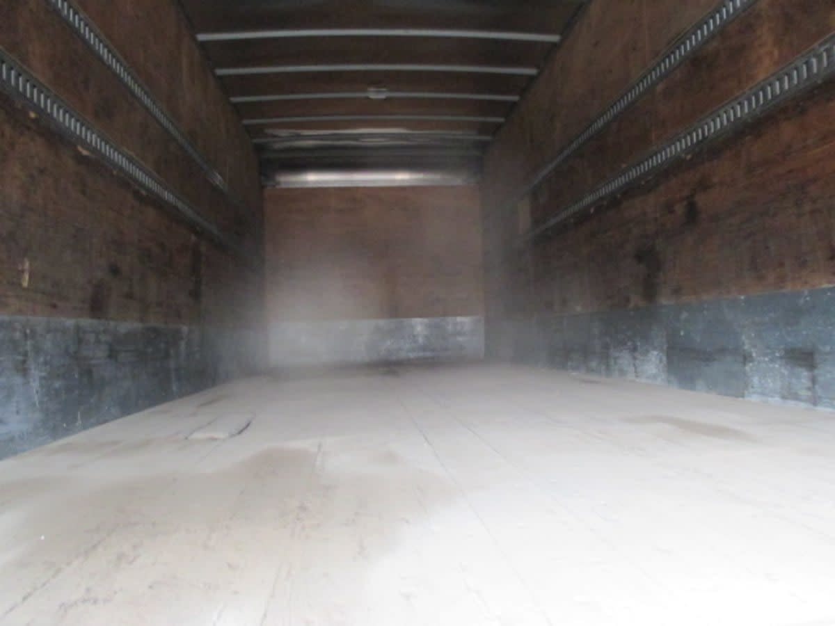 2018 Freightliner M2 106 - image 6