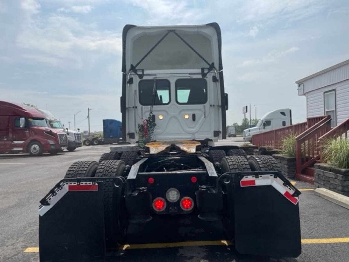 2018 Freightliner/Mercedes CASCADIA 125 746306