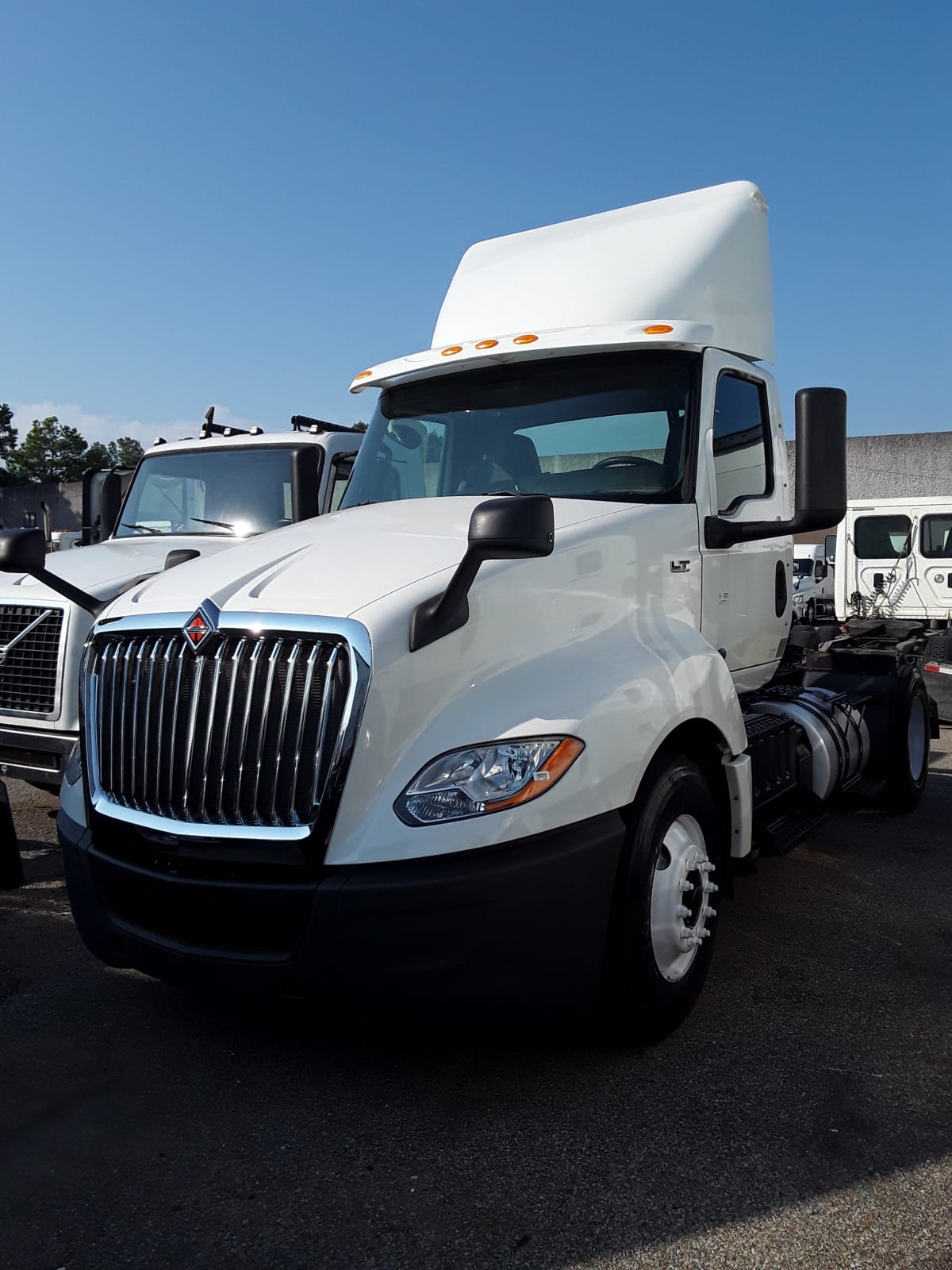 Navistar International LT625 DAYCAB S/A VEH-746308