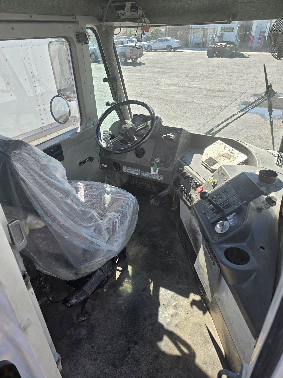 2016 Ottawa 4X2 T2 746316