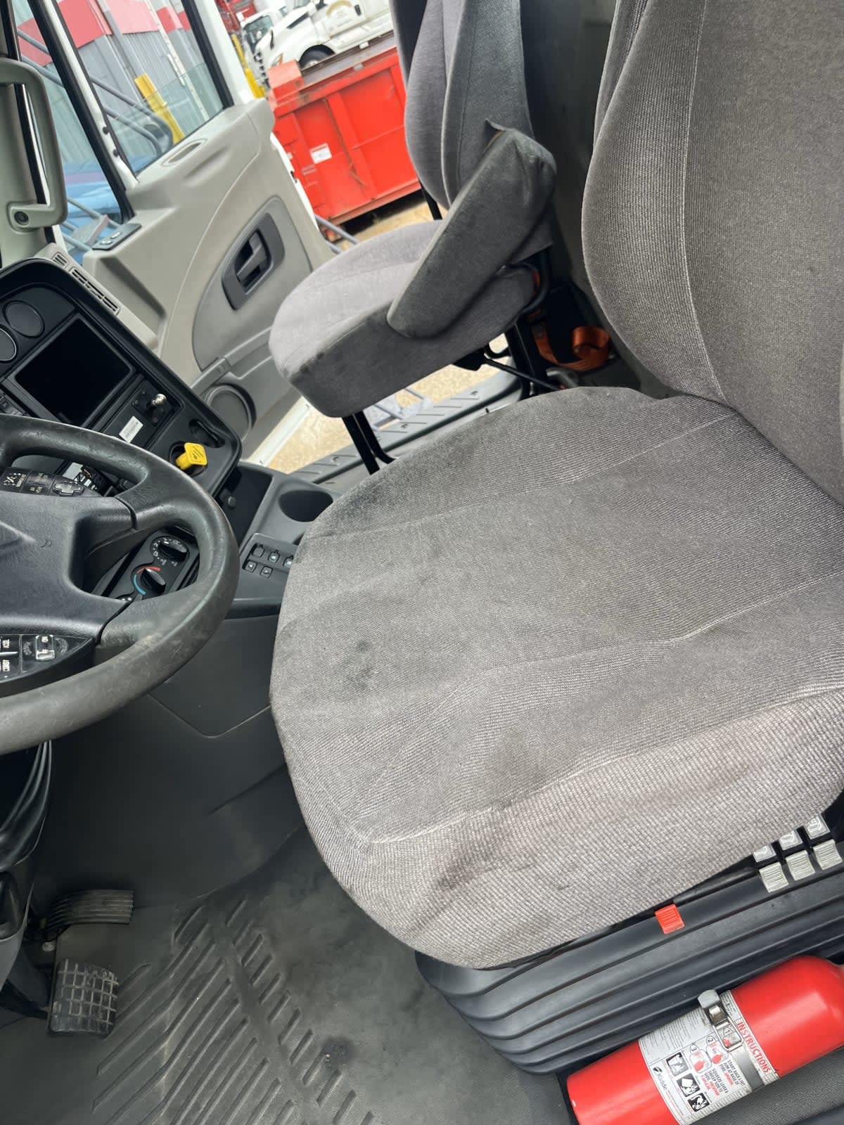 2018 International ProStar - image 7