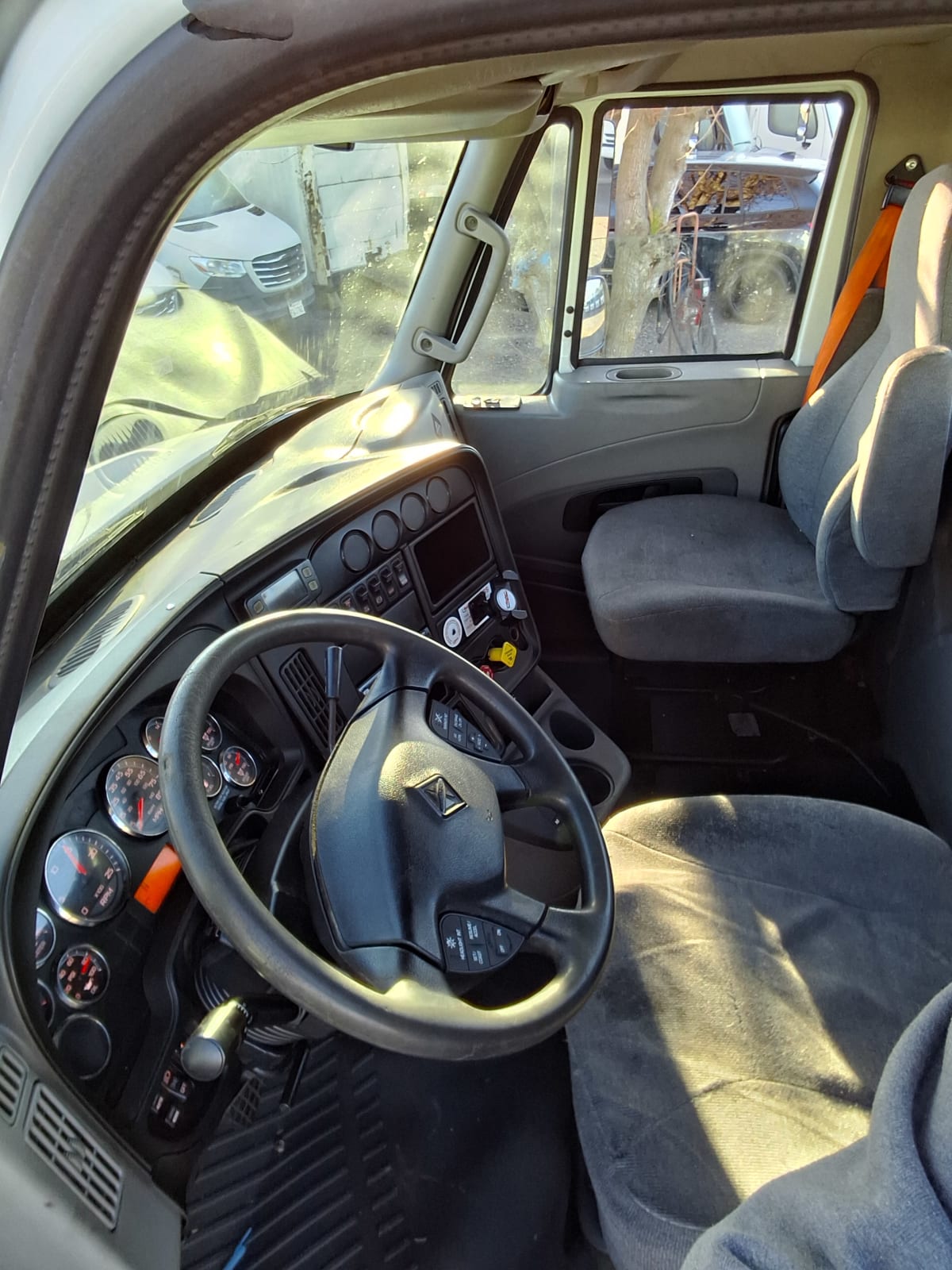 2018 International ProStar - image 7