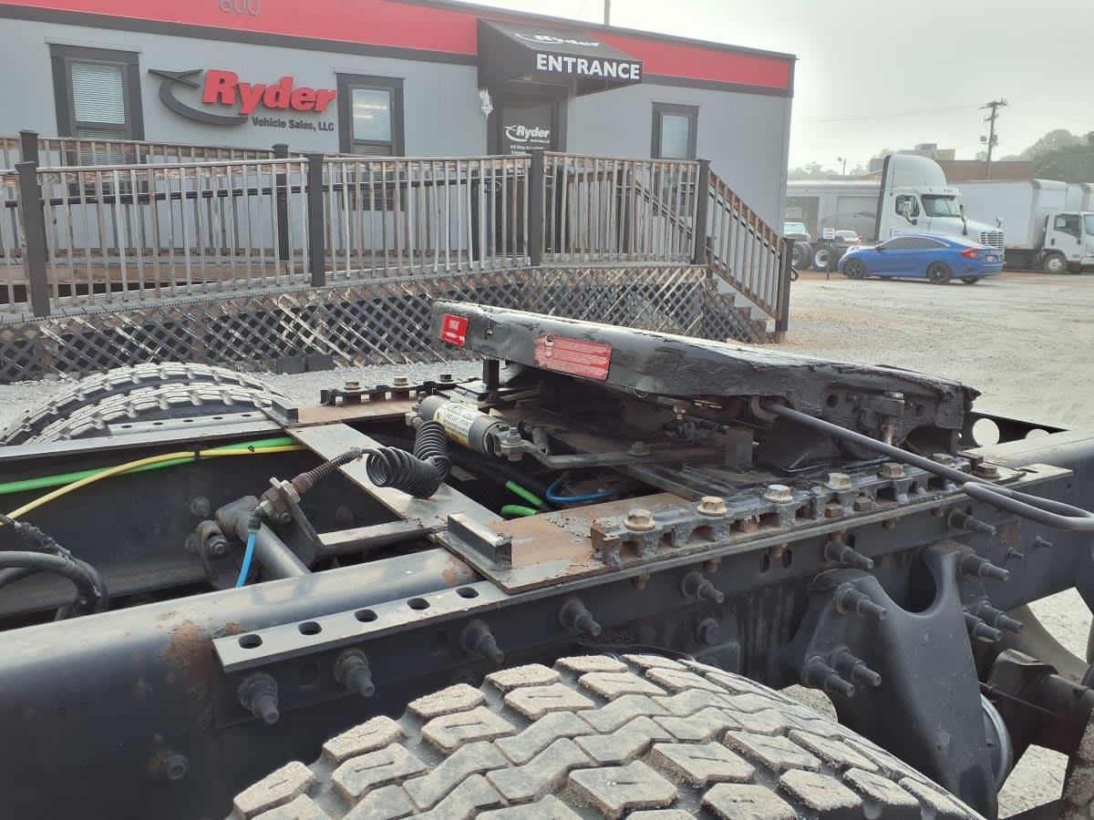 2018 Navistar International LT625 DAYCAB T/A 746653