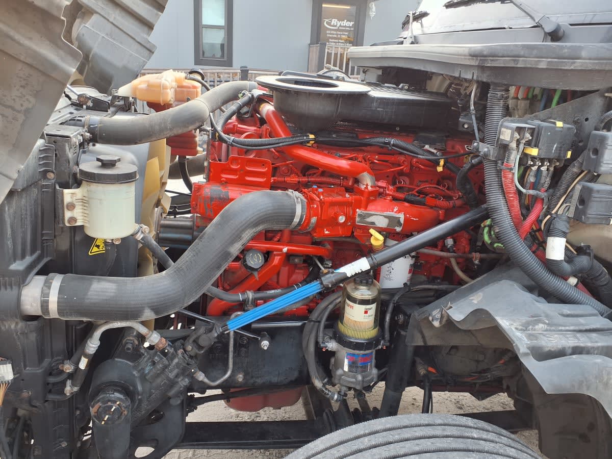 2018 International LT in Greenville, SC — photo 8