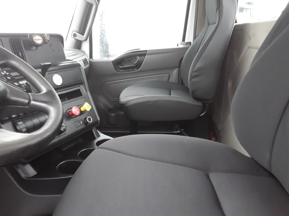 2018 Navistar International LT625 DAYCAB T/A 746736