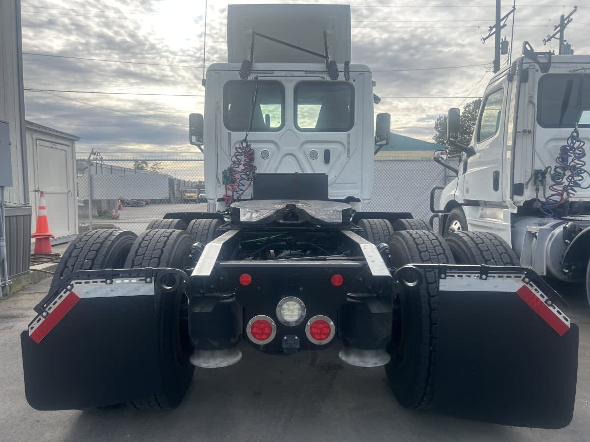 2018 Freightliner/Mercedes CASCADIA 125 746743