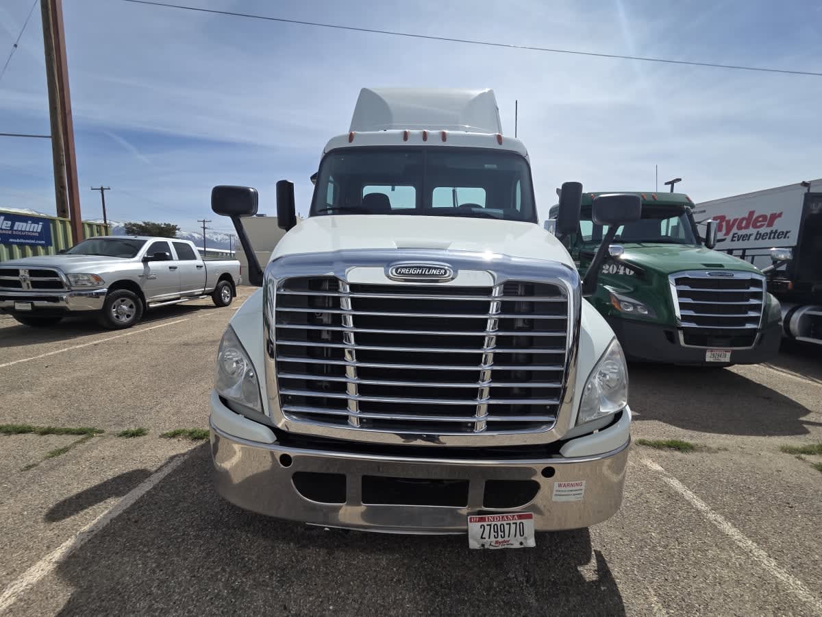 2018 Freightliner - image 2