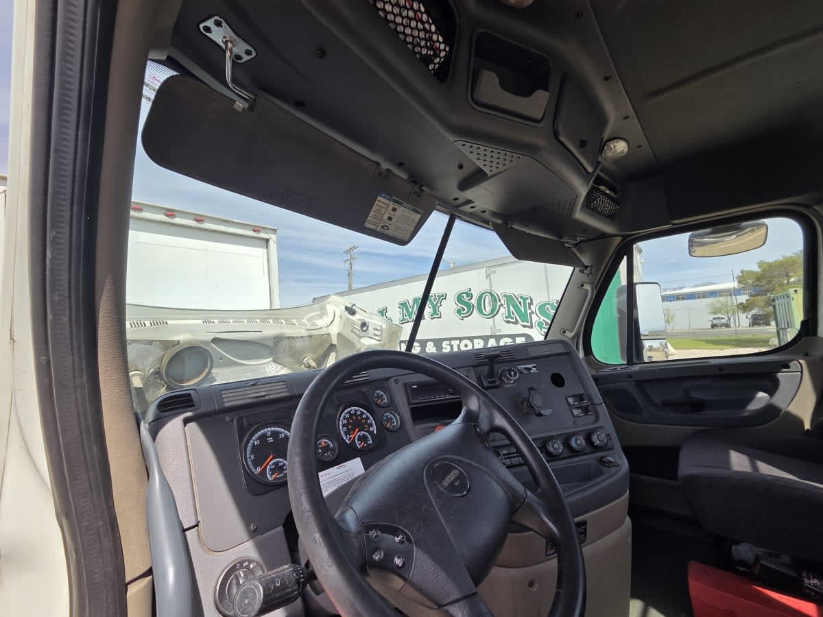 2018 Freightliner - image 7