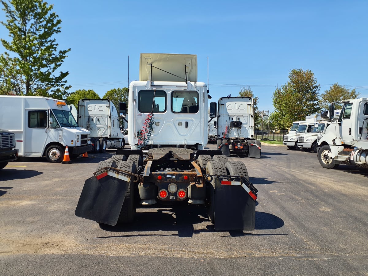 2018 Freightliner/Mercedes CASCADIA 125 746755