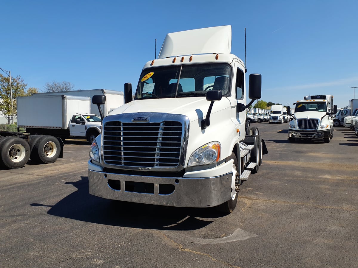 2018 Freightliner/Mercedes CASCADIA 125 746755