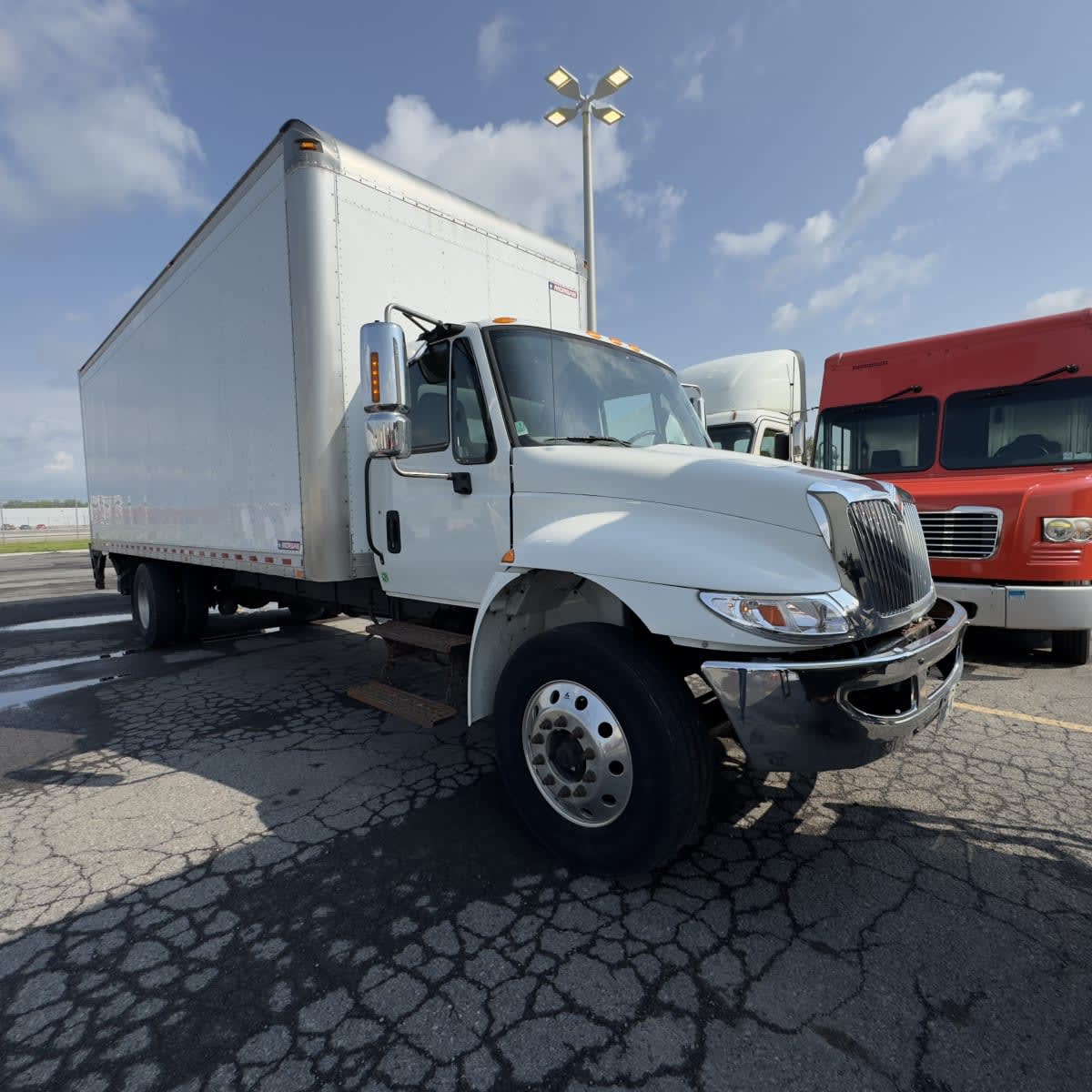 2018 Navistar International 4300 747163