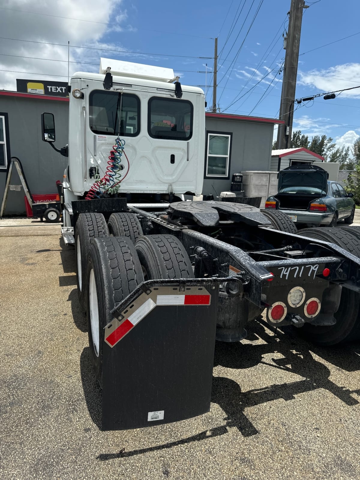 2018 Freightliner/Mercedes CASCADIA 113 747179