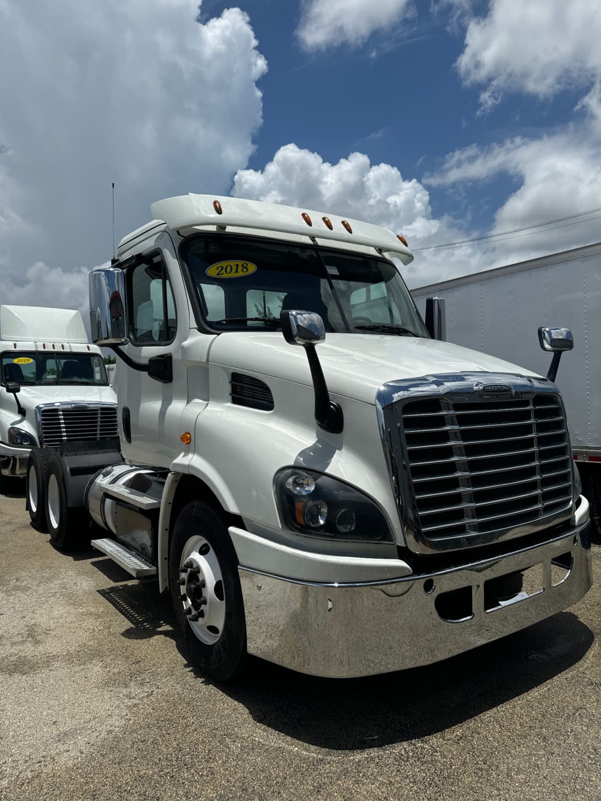 2018 Freightliner/Mercedes CASCADIA 113 747179