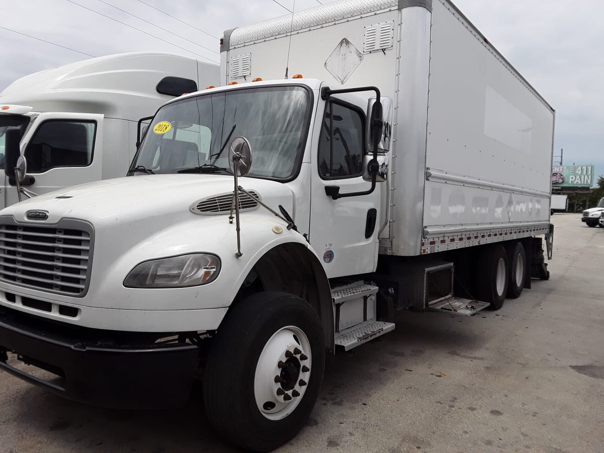 2018 Freightliner/Mercedes M2 106 747298