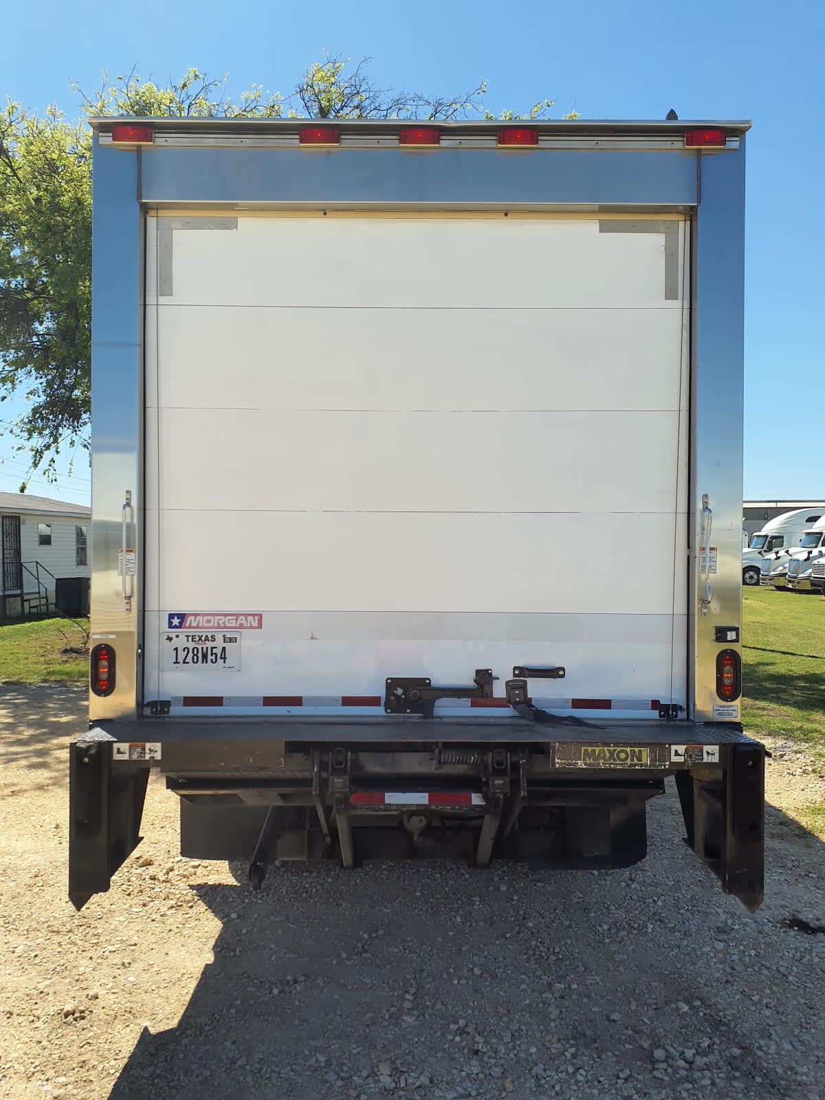 2018 Isuzu NPR 747343