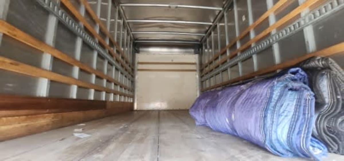 2018 Isuzu NPR HD 747904