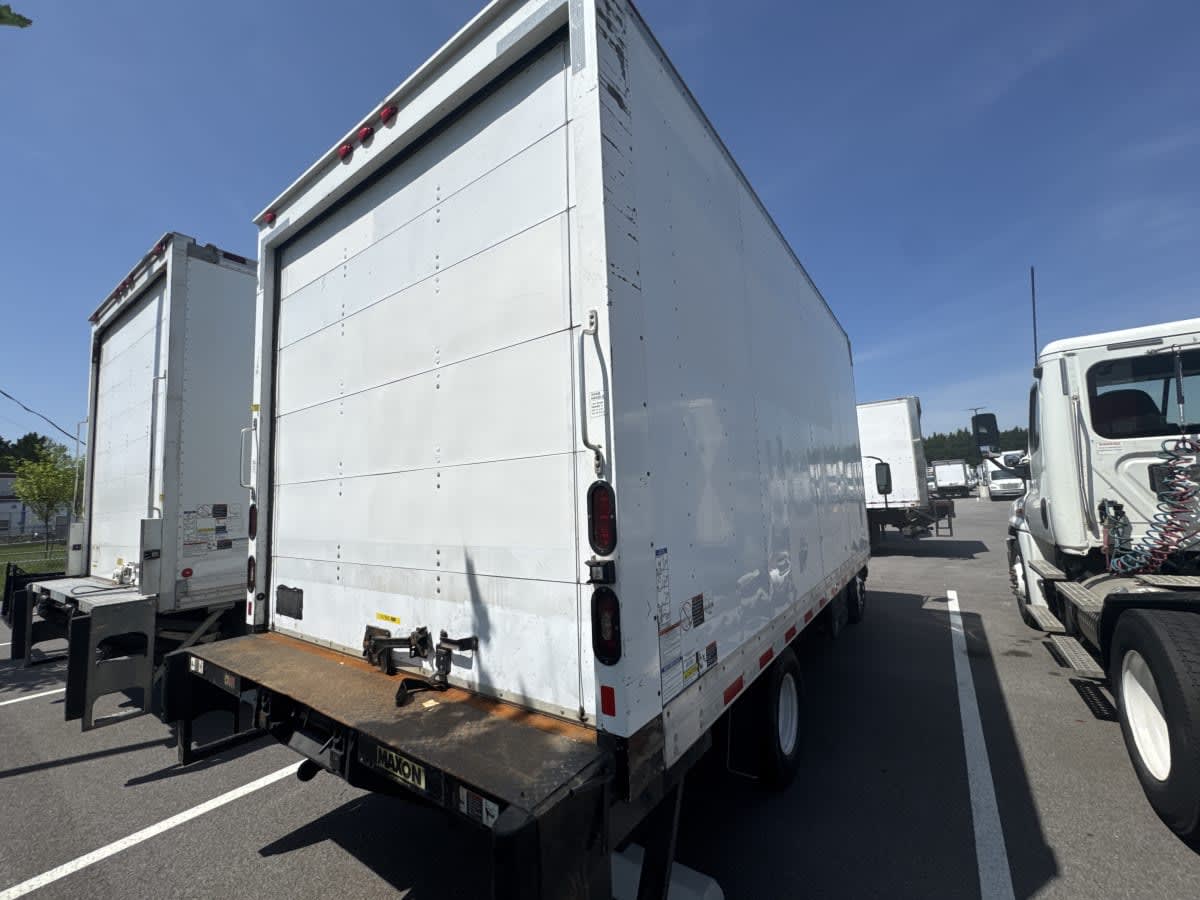 2018 Isuzu NPR HD 747905