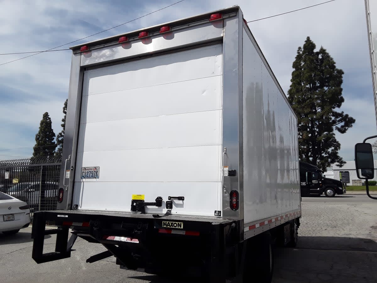 2018 Isuzu NPR 748012