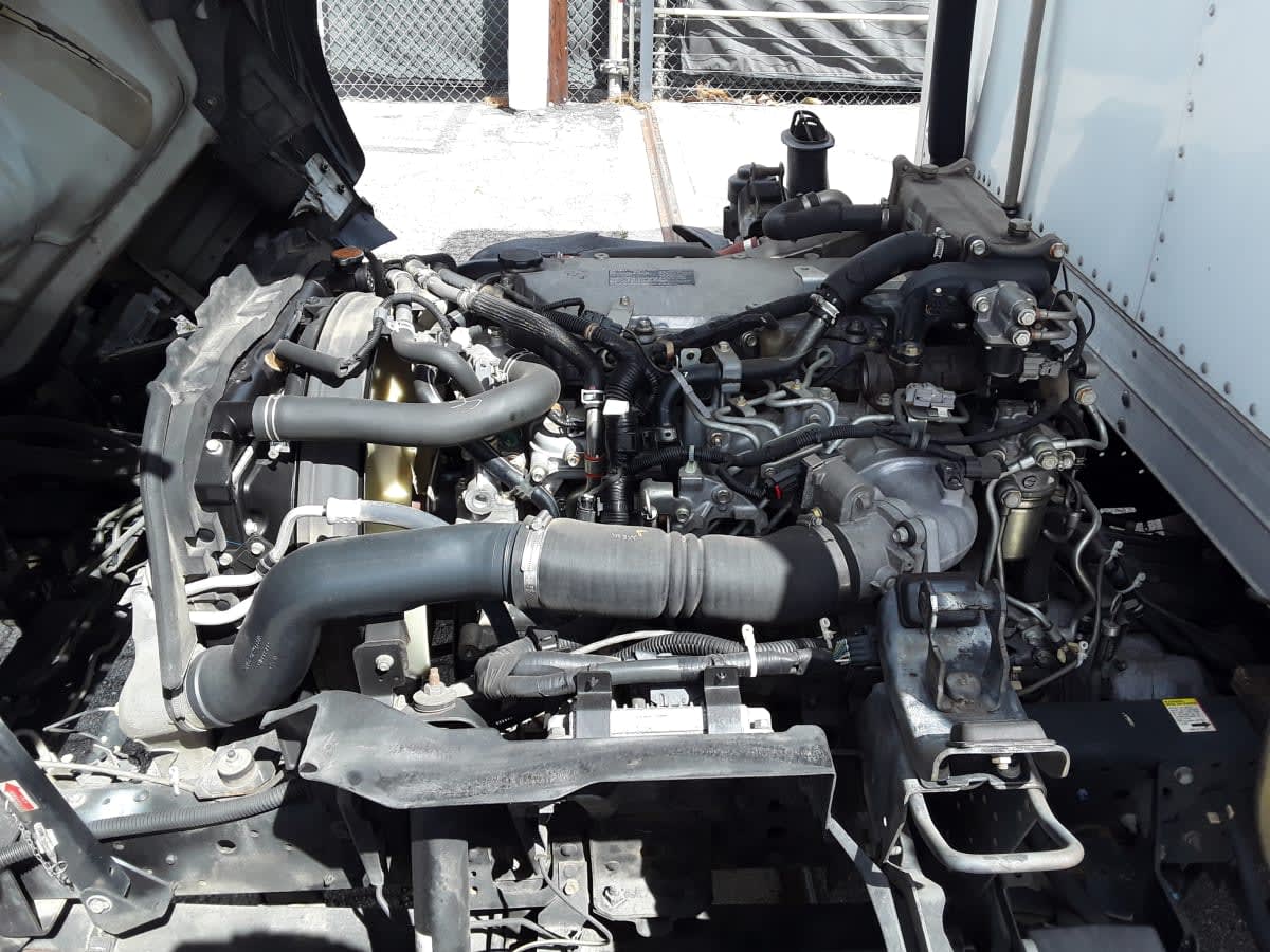 2018 Isuzu NPR 748012