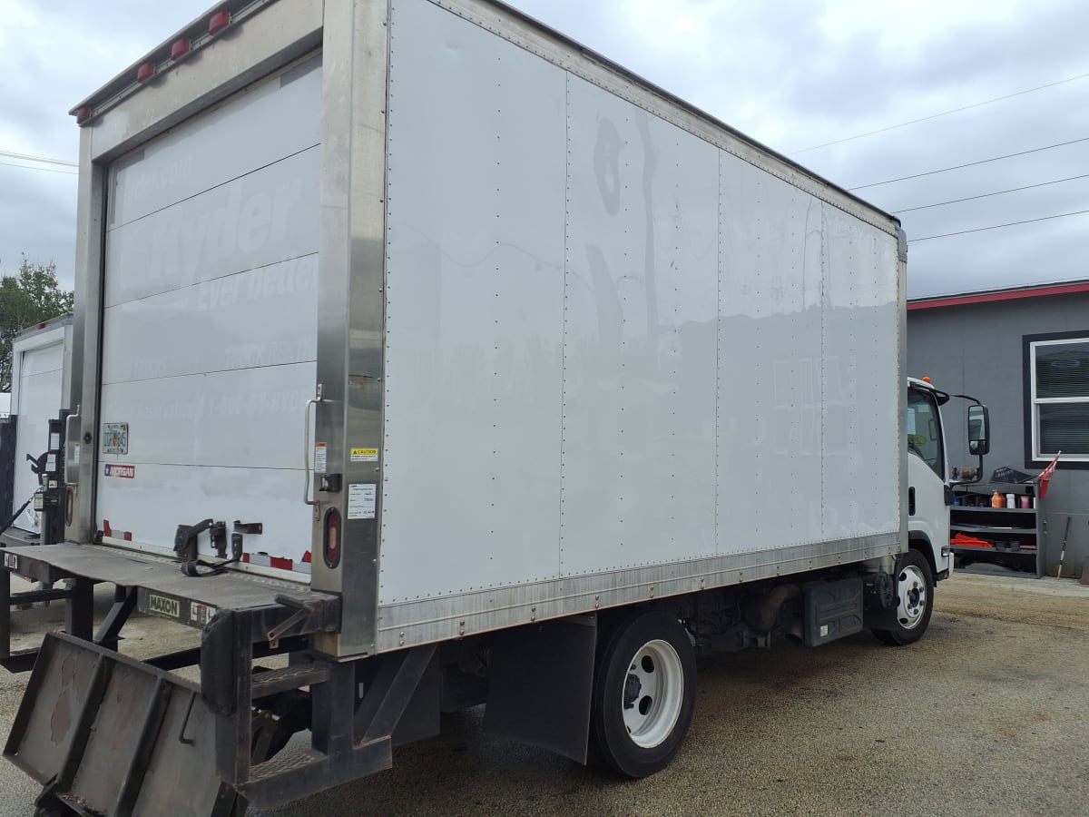 2018 Isuzu NPR 748051