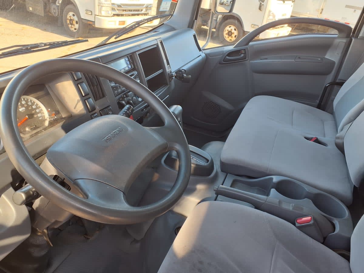 2018 Isuzu NPR 748053