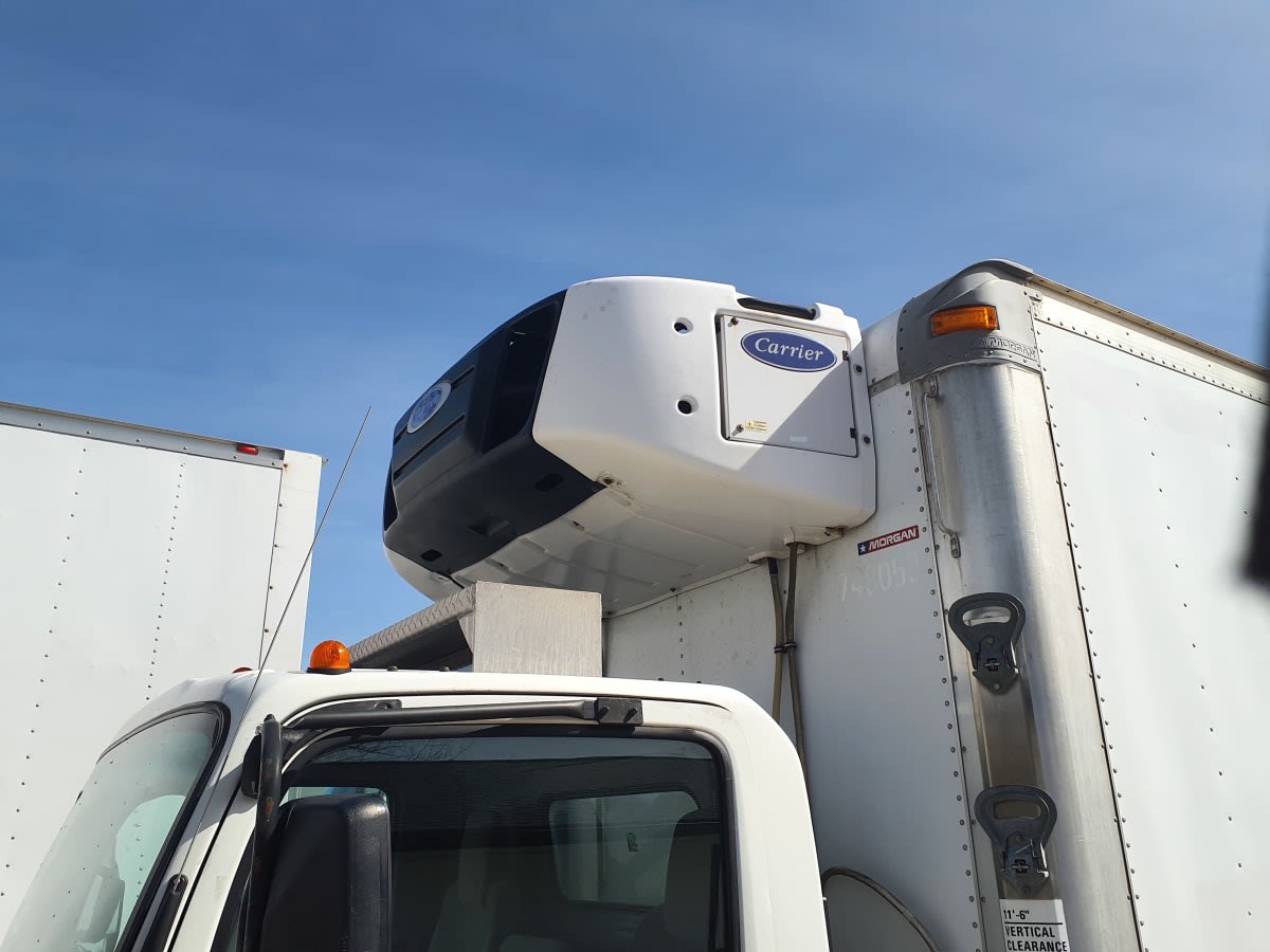 2018 Isuzu NPR 748059