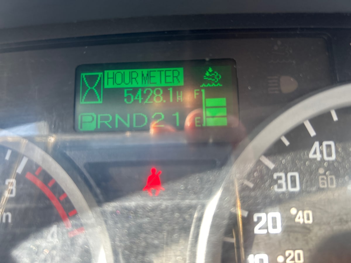 2018 Isuzu NPR 748065