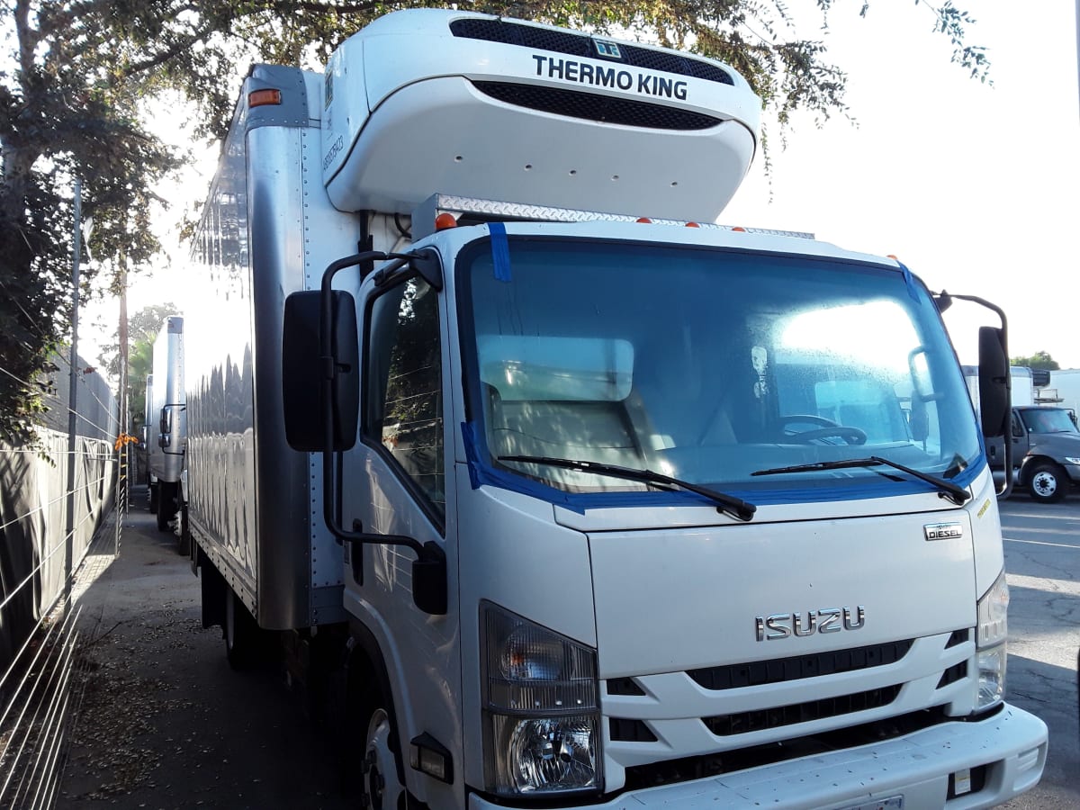 2018 Isuzu NPR 748084