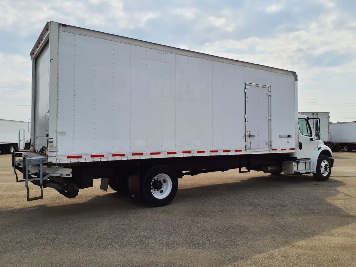 2018 Freightliner M2 106 748103