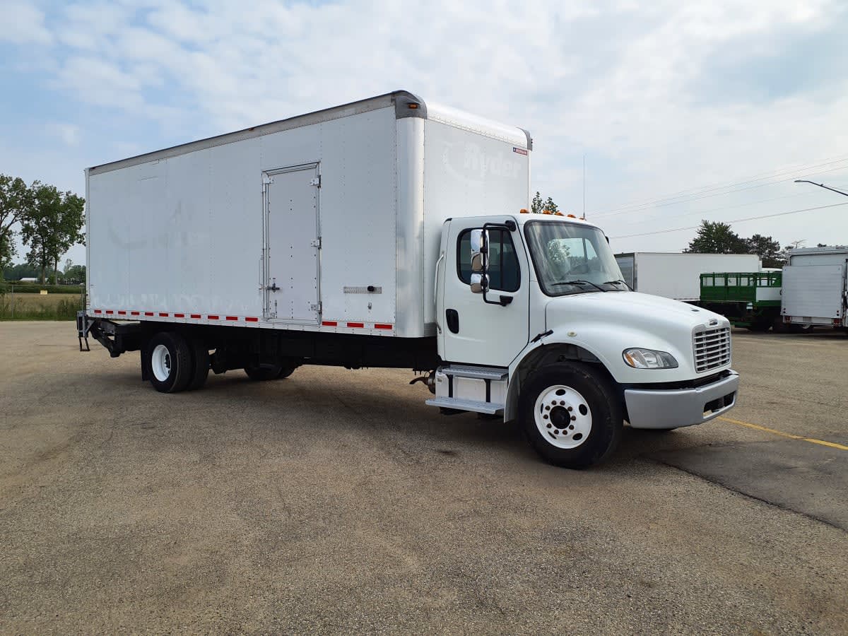 2018 Freightliner M2 106 748103