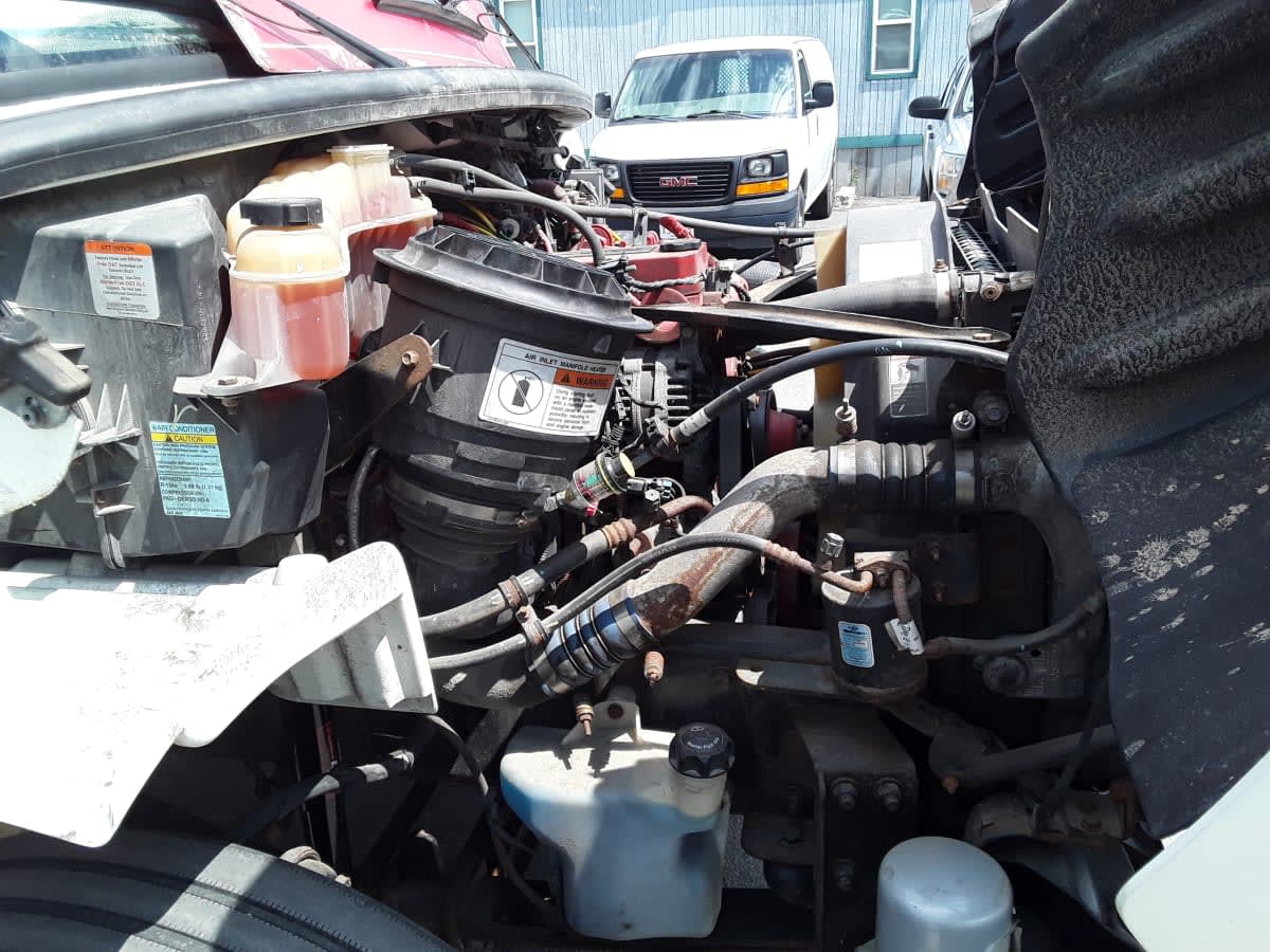 2018 Freightliner M2 106 748116