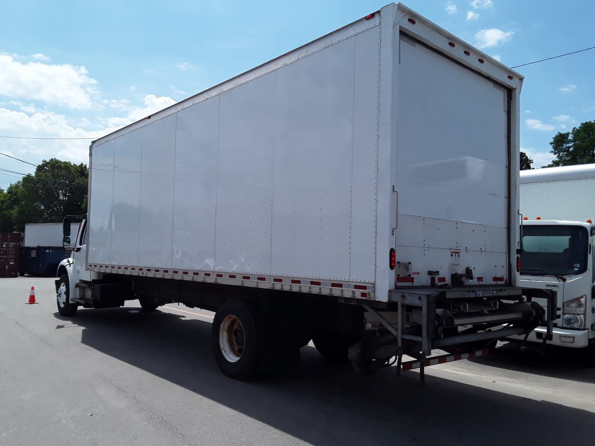 2018 Freightliner M2 106 748116