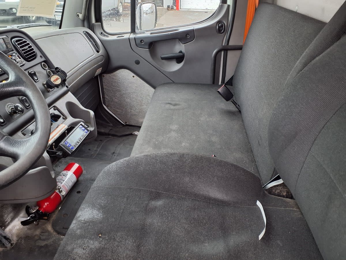 2018 Freightliner/Mercedes M2 106 748330