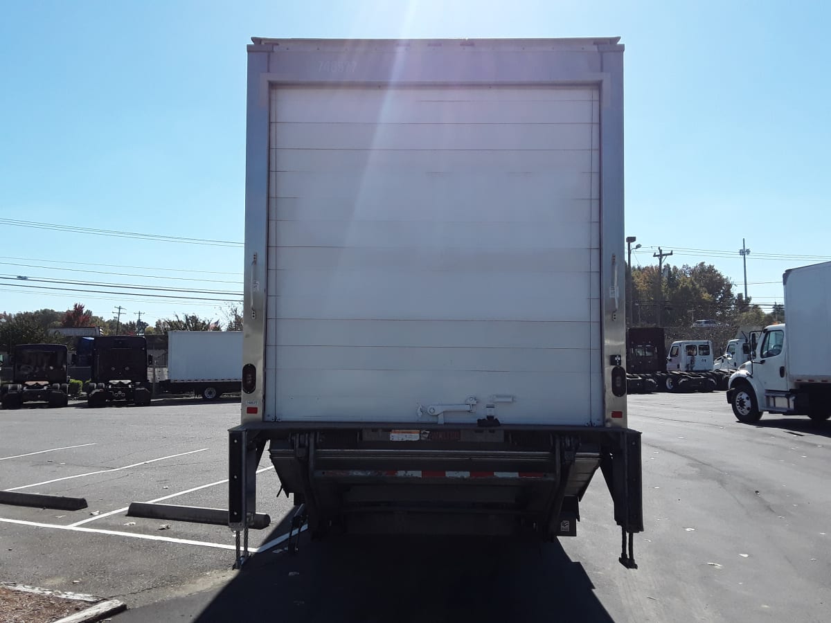 2018 Freightliner/Mercedes M2 106 748577