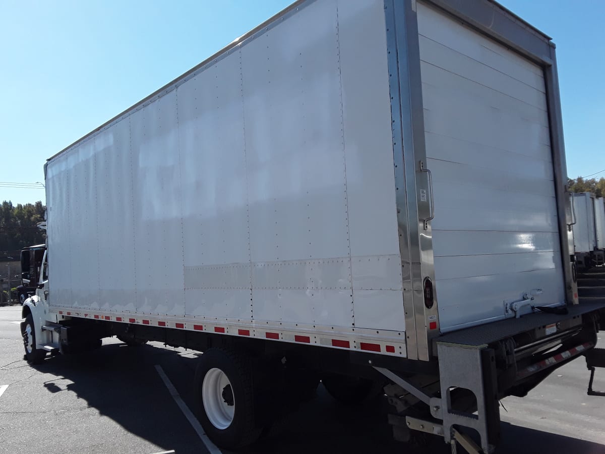 2018 Freightliner/Mercedes M2 106 748577