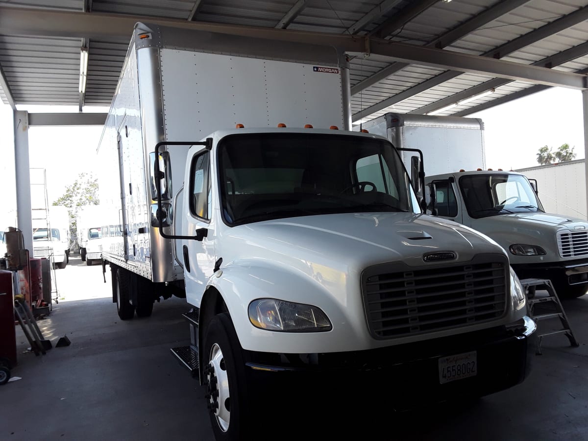 2018 Freightliner/Mercedes M2 106 748589